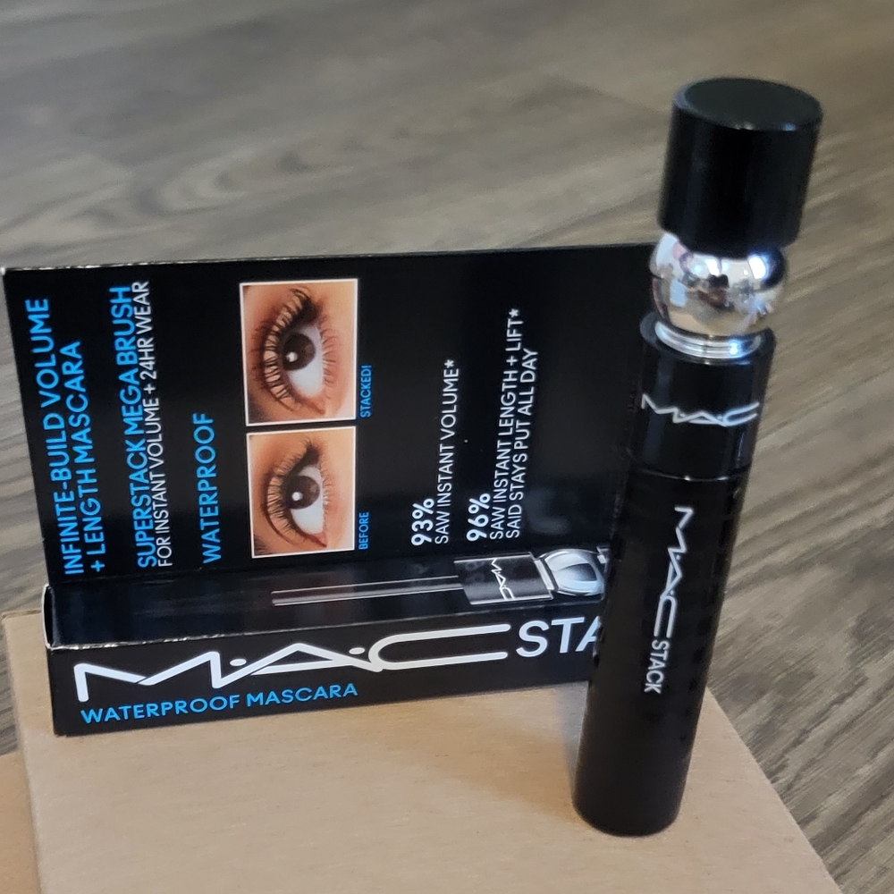 Infinite Build Volume+Length Mascara Black Stack